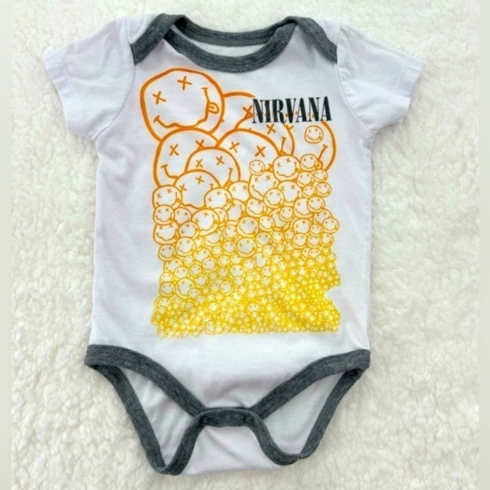 Nirvana White Bodysuit with Smiley Faces w Grey Trim Bodysuit for 3-6 Months
